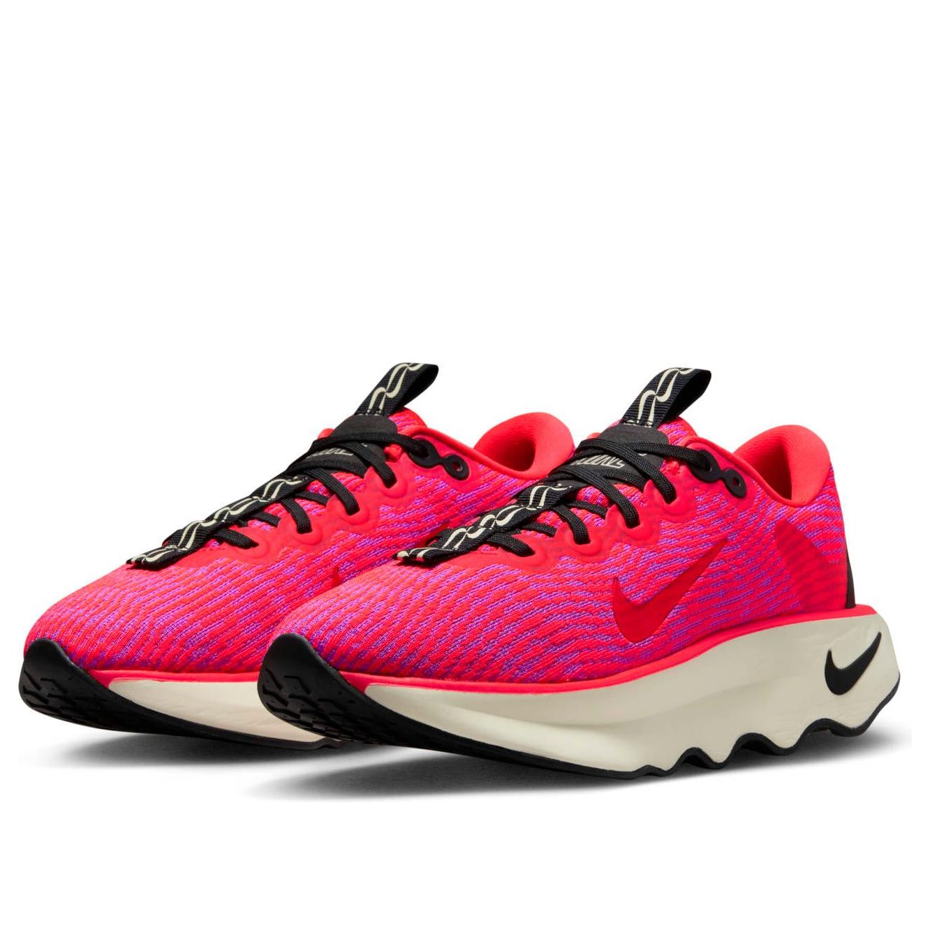 (WMNS) Nike Motiva 'Bright Crimson Fuchsia Dream' DV1238-600