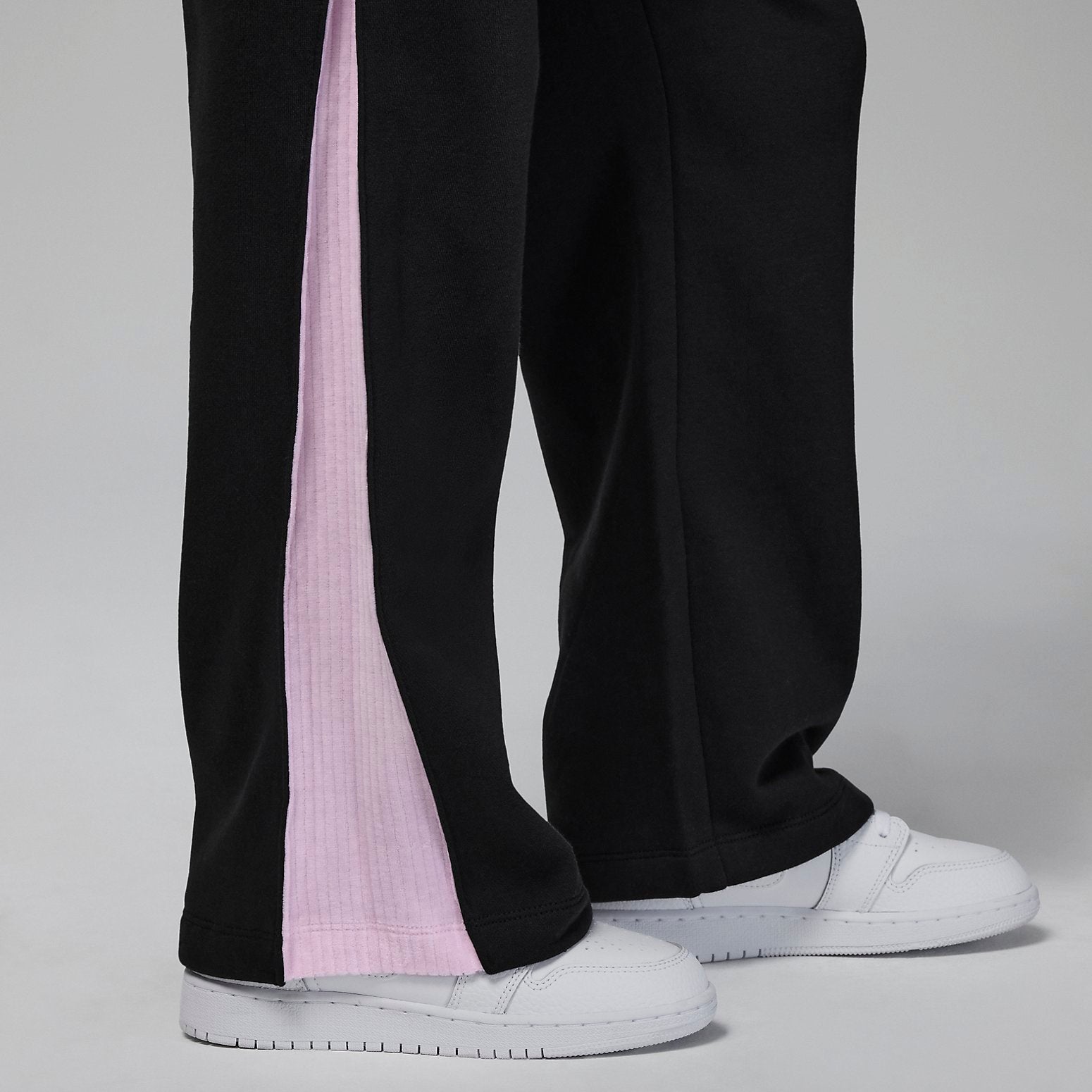 (PS) Air Jordan Soft Touch Mixed Fleece Trousers 'Black Pink' FV5665-010