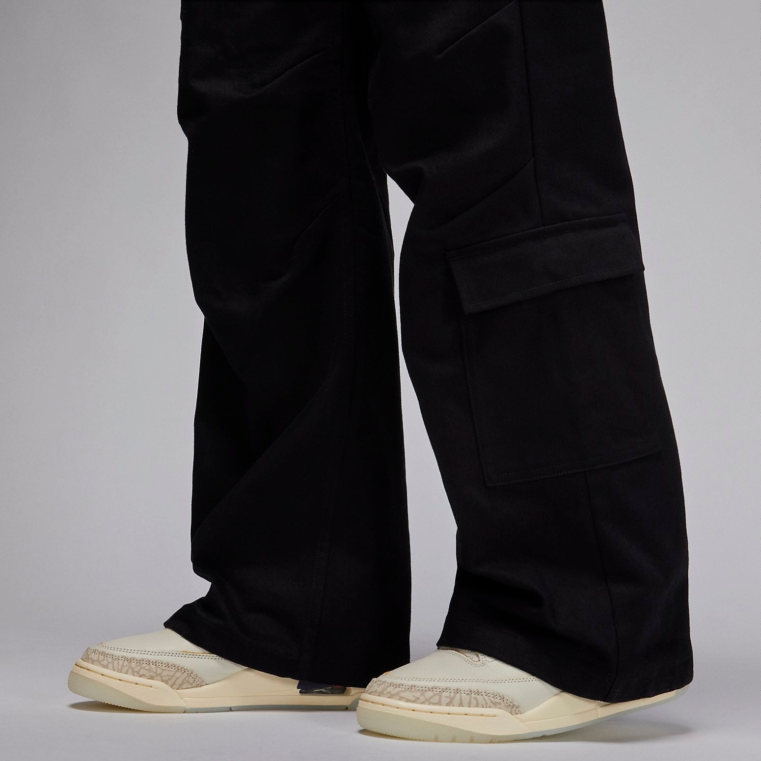 (WMNS) Air Jordan x J Balvin Woven Pants 'Black' FJ6149-010