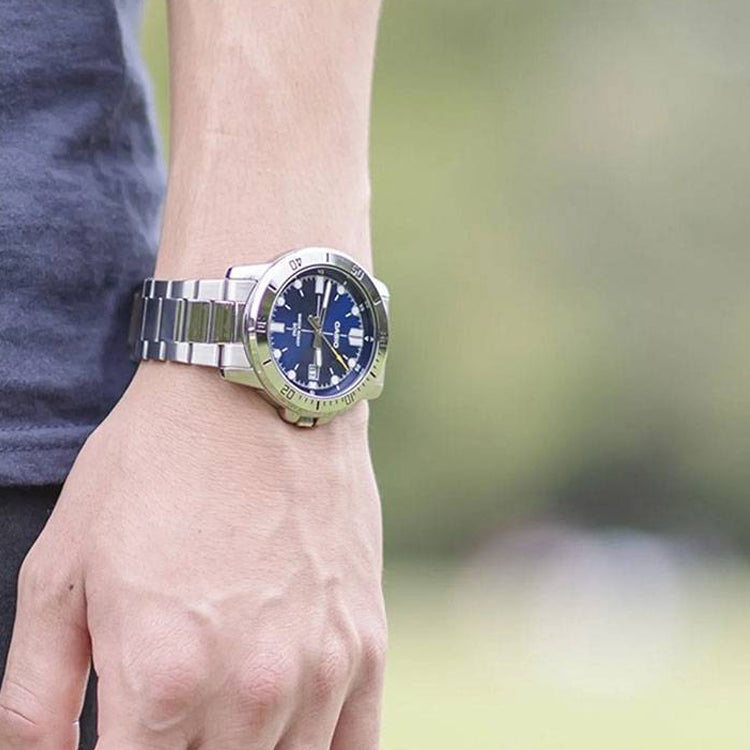 CASIO DRESSSeries Business Men'ses Silver/Blue Stainless Steel Strap Mens SilverBlue Analog MTP-VD01D-2EV