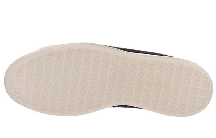 PUMA Clyde Leather 'Black History Month' 364438-01