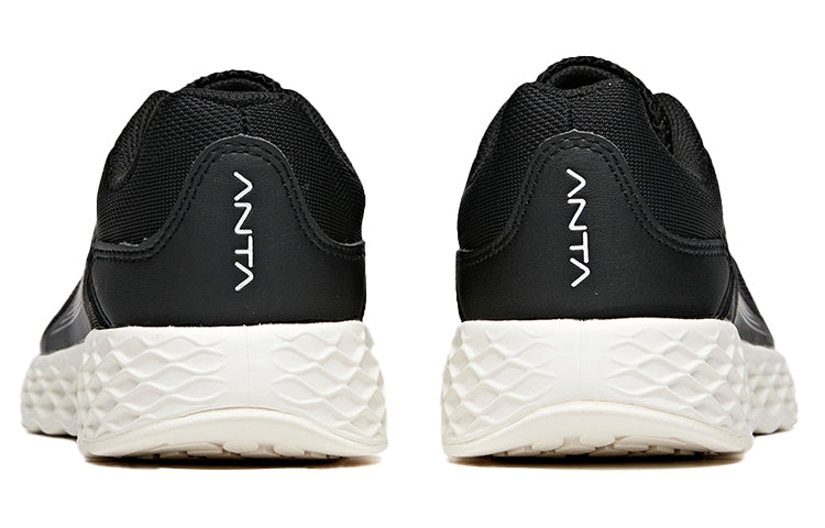 (WMNS) ANTA Running Series Sneakers 'Simple Black White' 12935542-4