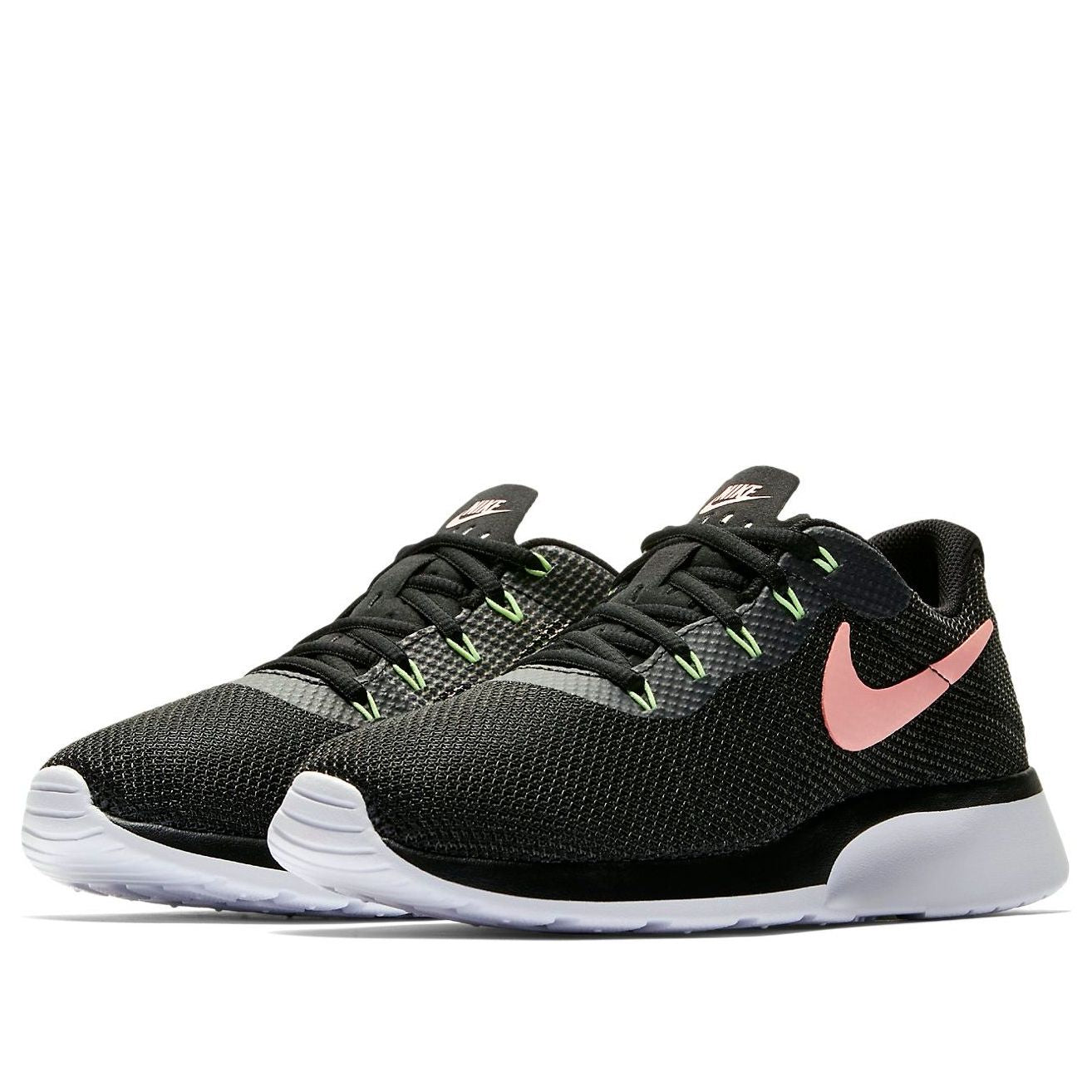 (WMNS) Nike Tanjun Racer 'Black Storm Pink' 921668-009