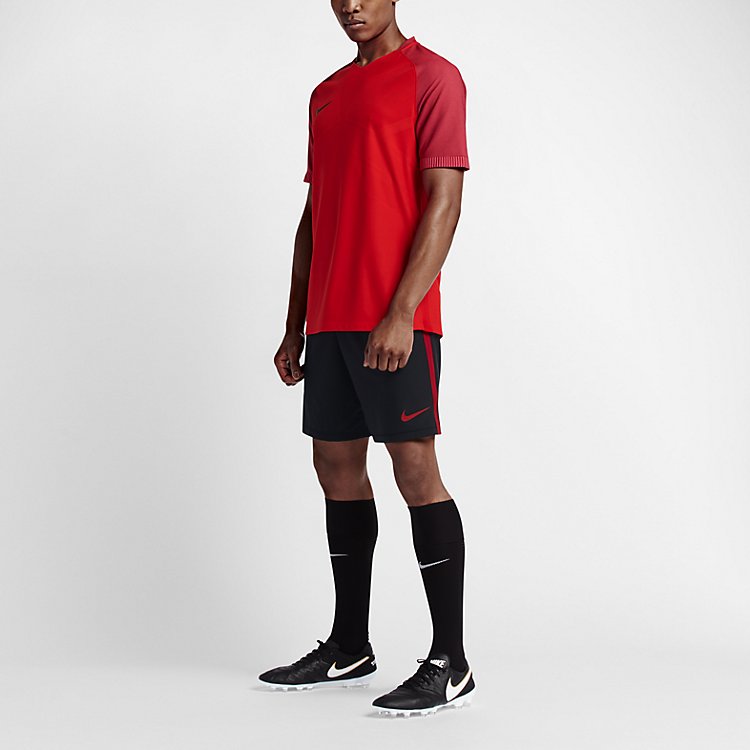 Football Shorts Men Nike AEROSWIFT STRIKE Short 725872-010