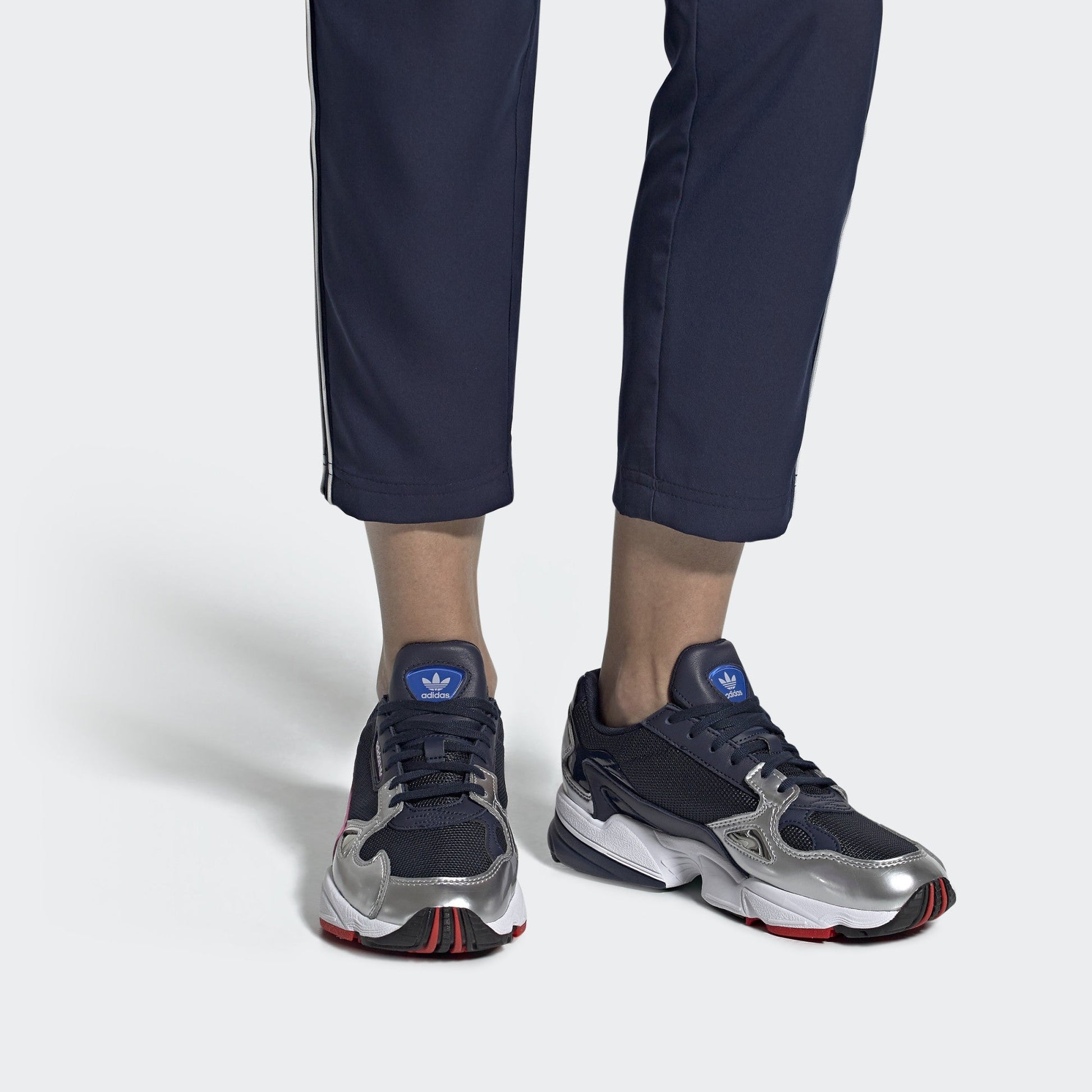 (WMNS) adidas Falcon 'Navy Silver' CG6213
