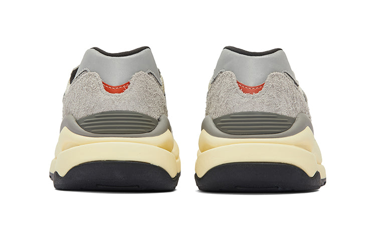 New Balance 57/40 'Grey White Black' M5740RG
