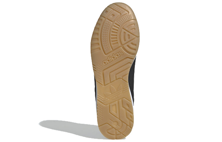 adidas originals A.R. Trainer EE5404