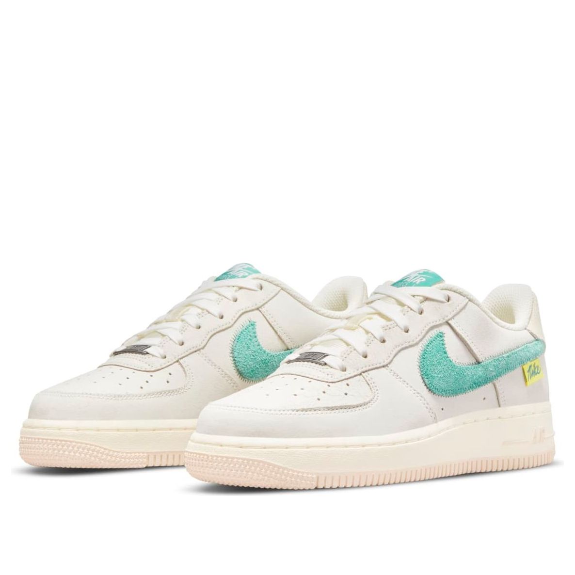 (GS) Nike Air Force 1 '07 LV8 'Test of Time' DO5877-100
