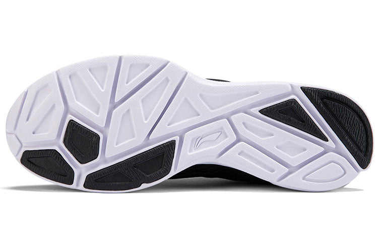 (WMNS) Li-Ning Casual Light Weight Running Shoes 'Black White' ARBQ032-4