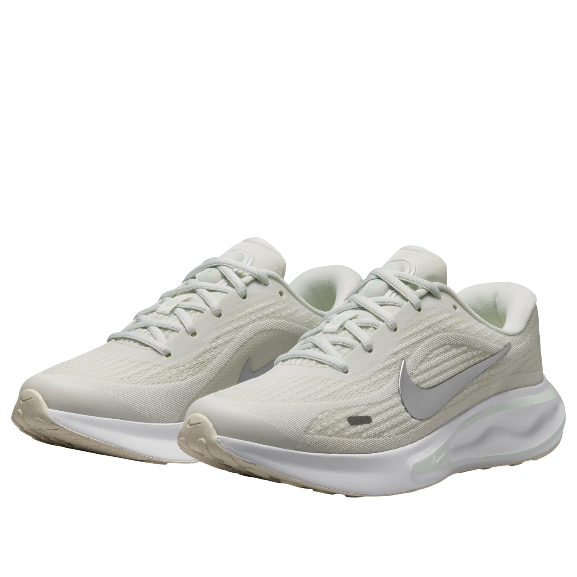 (WMNS) Nike Journey Run 'Summit White Metallic Silver' FJ7765-122