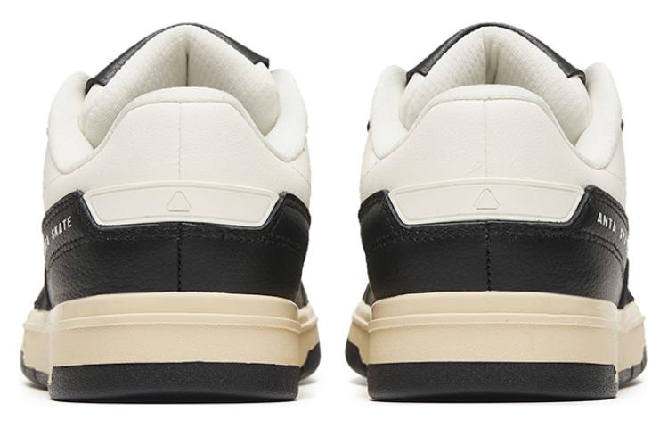 (WMNS) ANTA Lifestyle Low 'Black White' 122248026-1