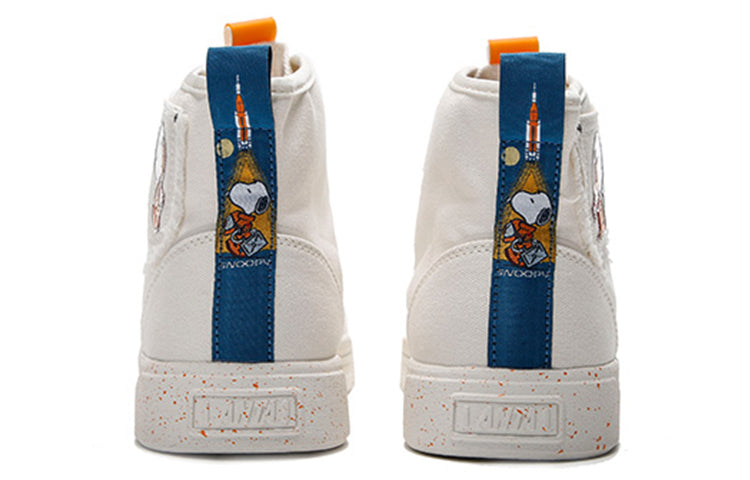 ANTA x SNOOPY High Top Canvas Shoes 'White' 912138604-1