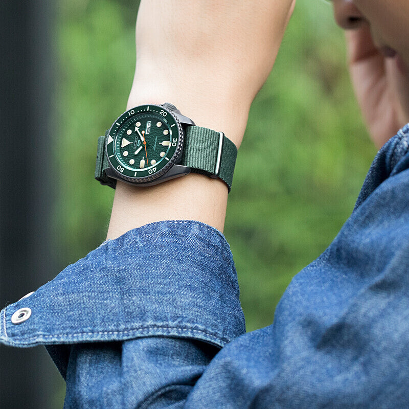SEIKO Male seiko5 Japan / South Korea Fashion SRPD77K1