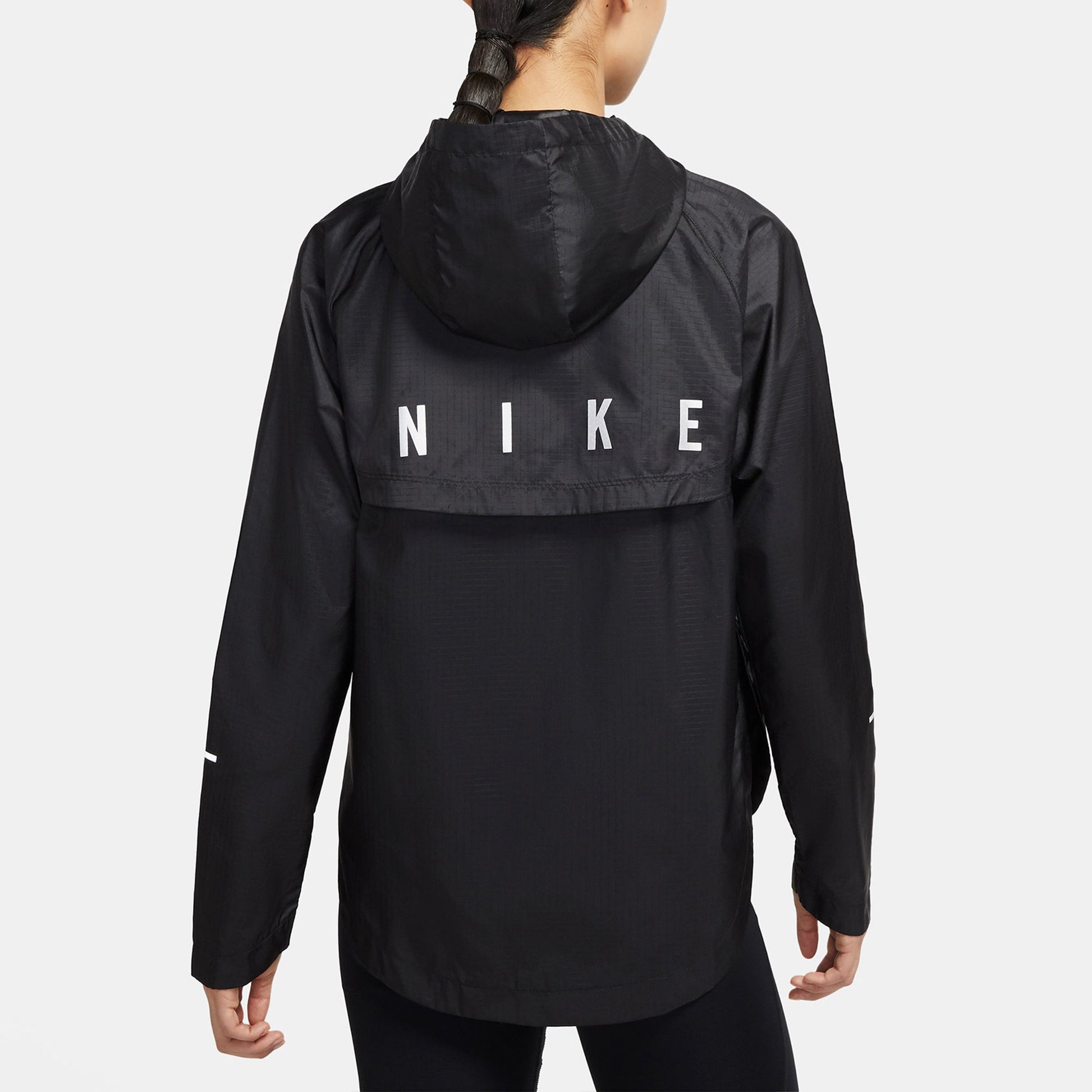 (WMNS) Nike AS W NK Run DVN ESSNTL Jacket Black DA1071-010