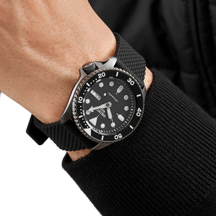 SEIKO No. 5 Mechanical Classic Watch Black SRPD65K2
