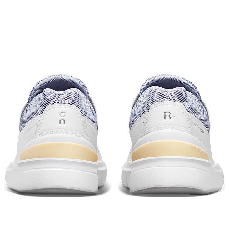(WMNS) On Running The Roger Advantage 'White Tempest' 48.98342