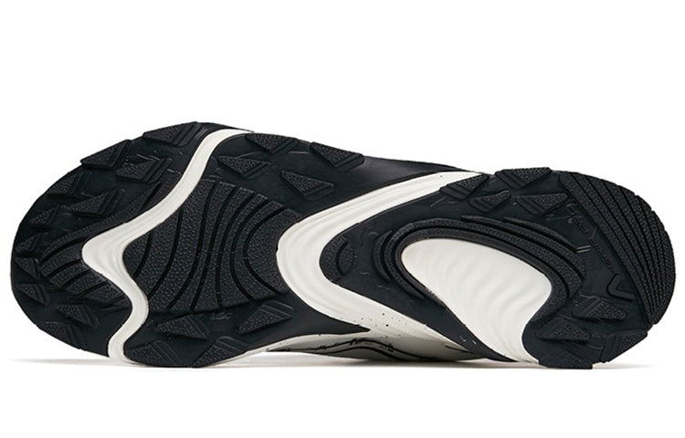 ANTA Casual Running Shoes 'White Black' 112145525-5