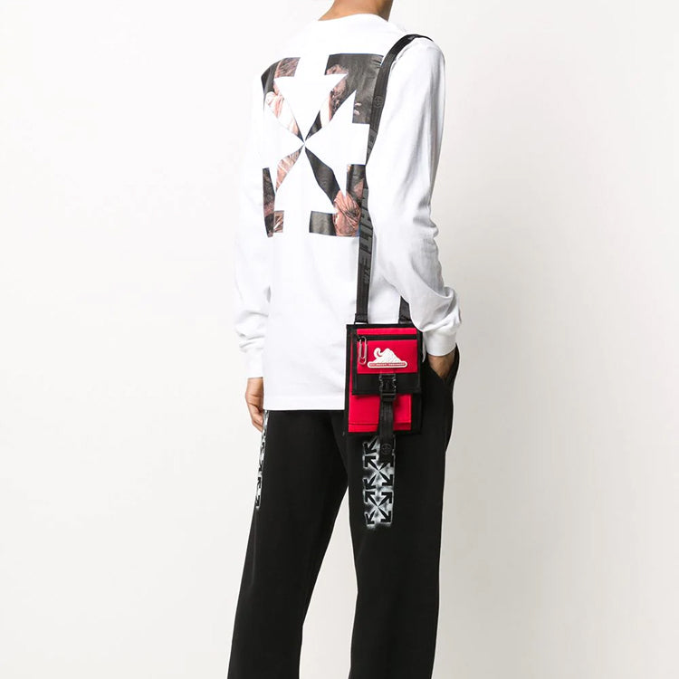 Off-White FW20 Arrows Mens Logo Long Sleeve OMAB001E20JER0060110