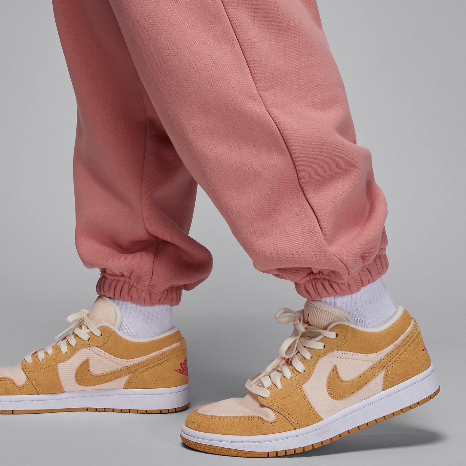 (WMNS) Air Jordan Flight Pants 'Red Stardust' FB5114-618