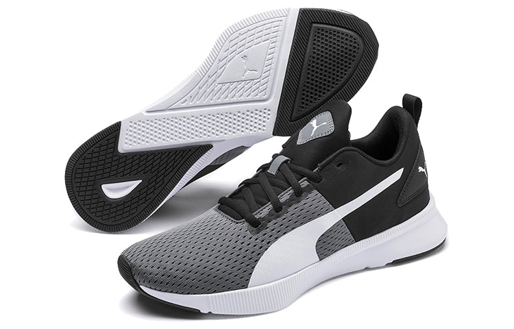 PUMA Flyer Runner Low Top Black/White/Grey 193450-03