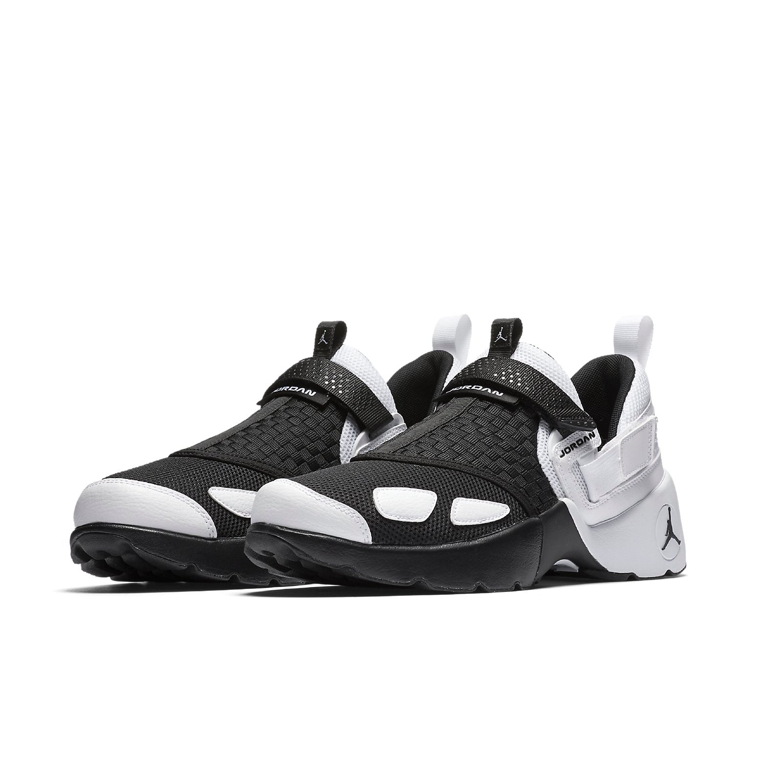 Air Jordan Trunner LX 'Black' 897992-010