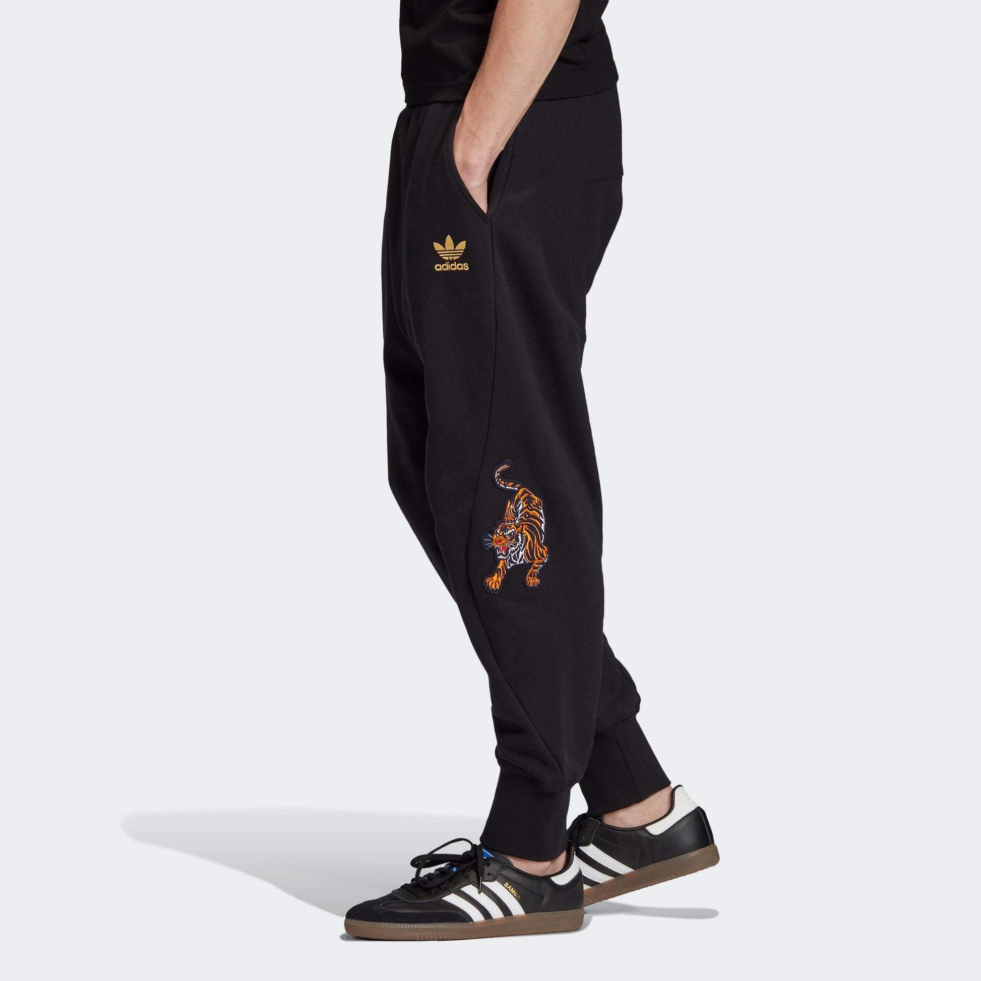 adidas originals Track Cuffed Pants Black GC8693
