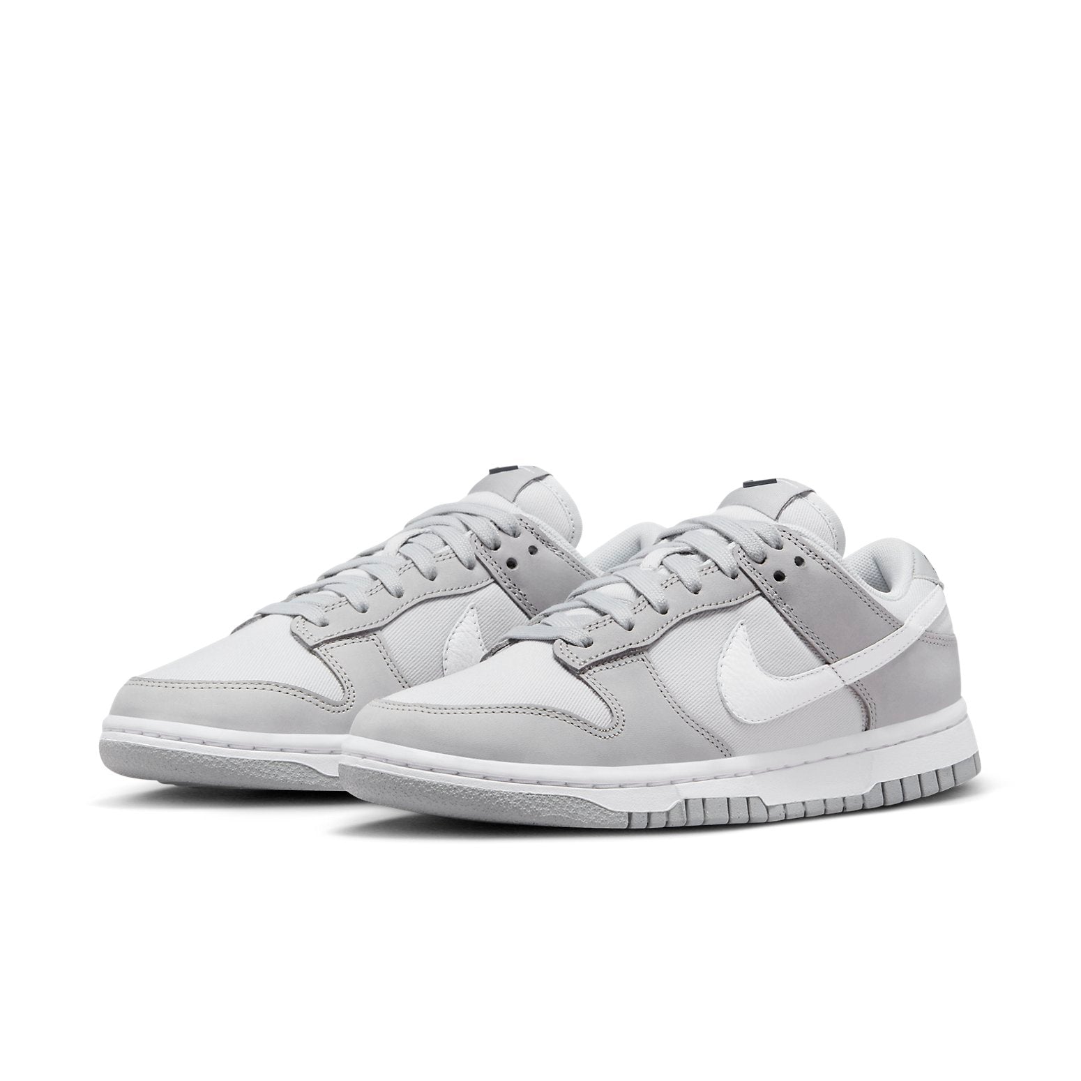 (WMNS)Nike Dunk Low 'Light Smoke Grey' FB7720-002