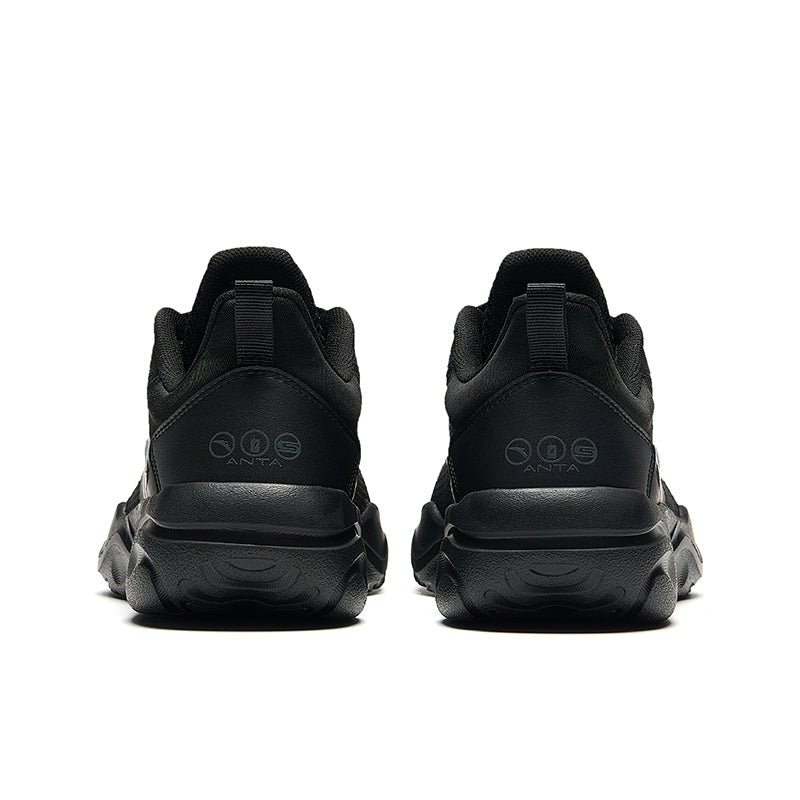 (WMNS) ANTA Stinger SE 'Black' 922317601-4