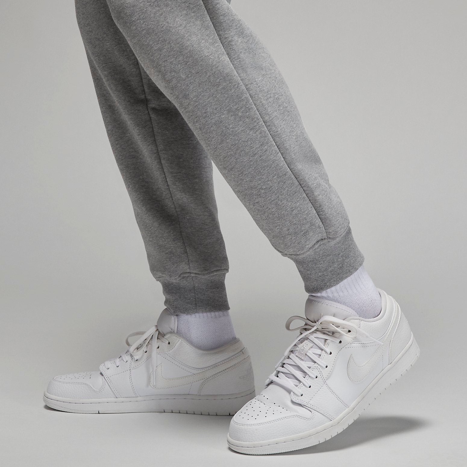 Air Jordan Essentials Sweatpants 'Carbon Heather' FJ7779-091