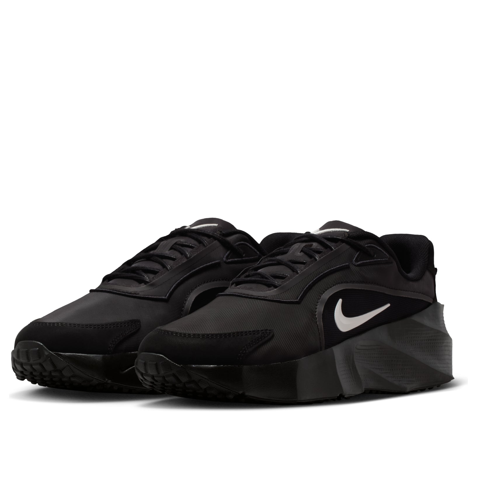 (WMNS) Nike Aura Edge 'Black White' HQ7025-003