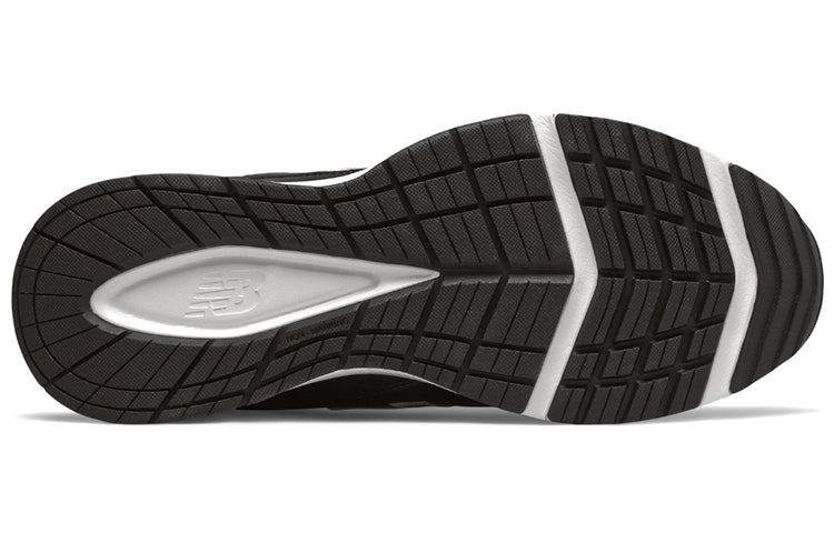 New Balance 608v5 Black/White MX608RB5