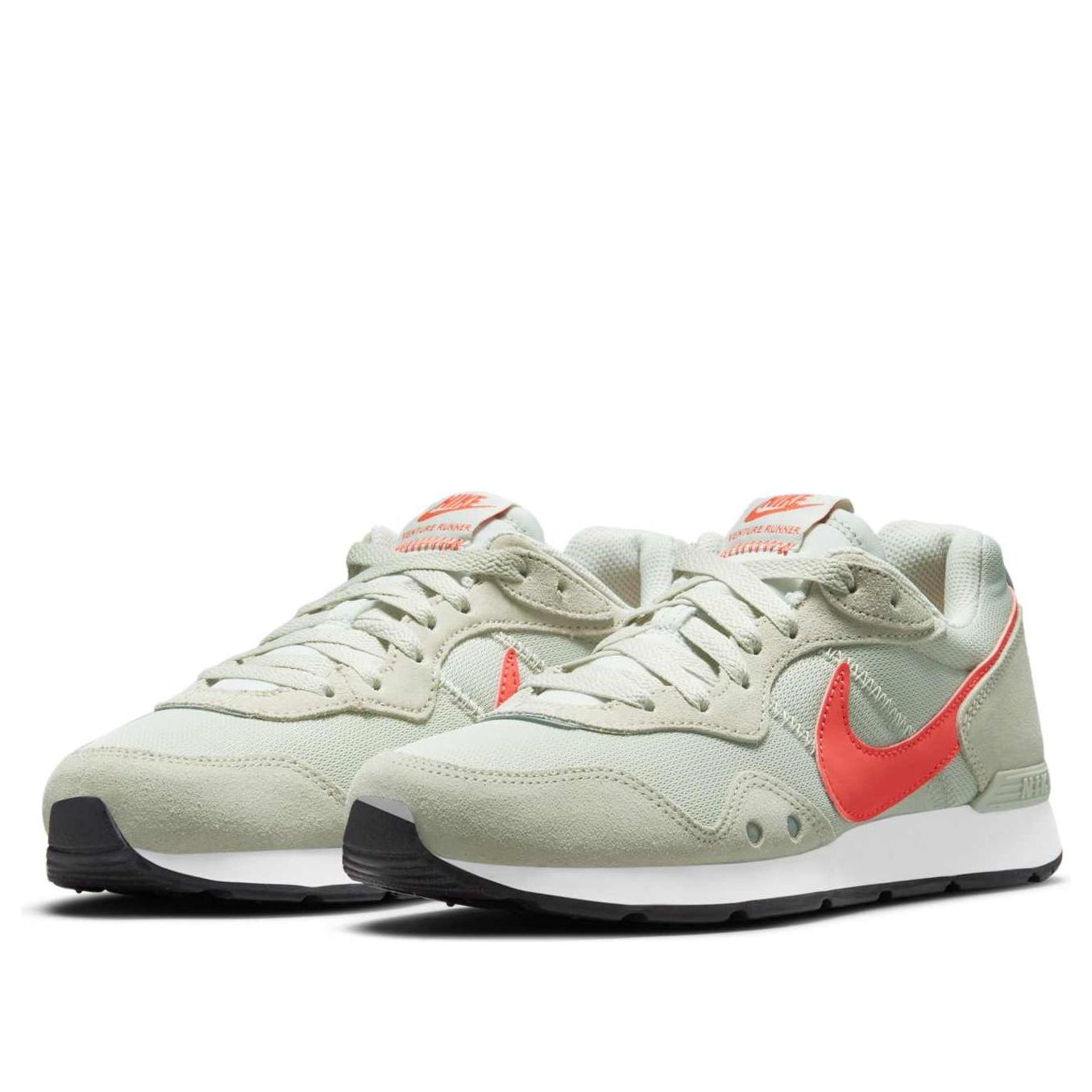 (WMNS) Nike Venture Runner 'Light Bone Magic Ember' CK2948-005