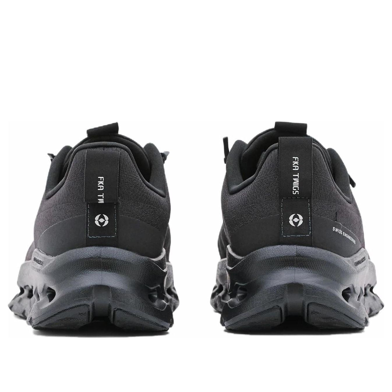 On Running Cloudtilt EUSEXUA 'Black' 3WE10880485