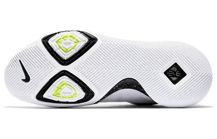 Nike Kyrie 3 'Cookies and Cream' 917724-100
