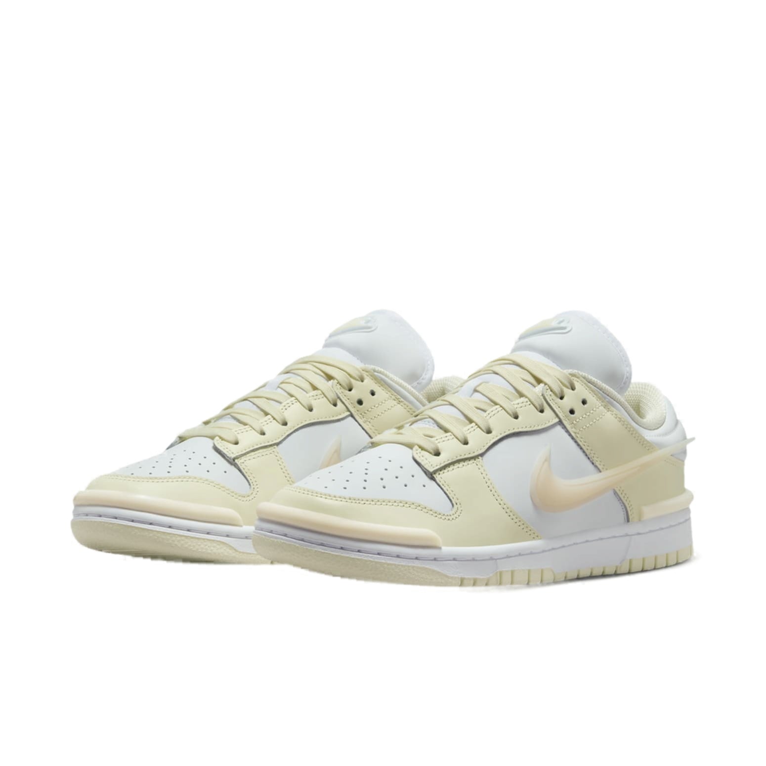 (WMNS) Nike Dunk Low Twist 'Coconut Milk Guava Ice' DZ2794-104