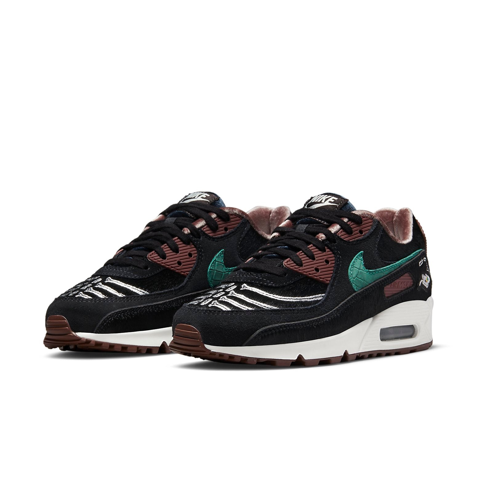 (WMNS) Nike Air Max 90 'Siempre Familia' DO2154-010
