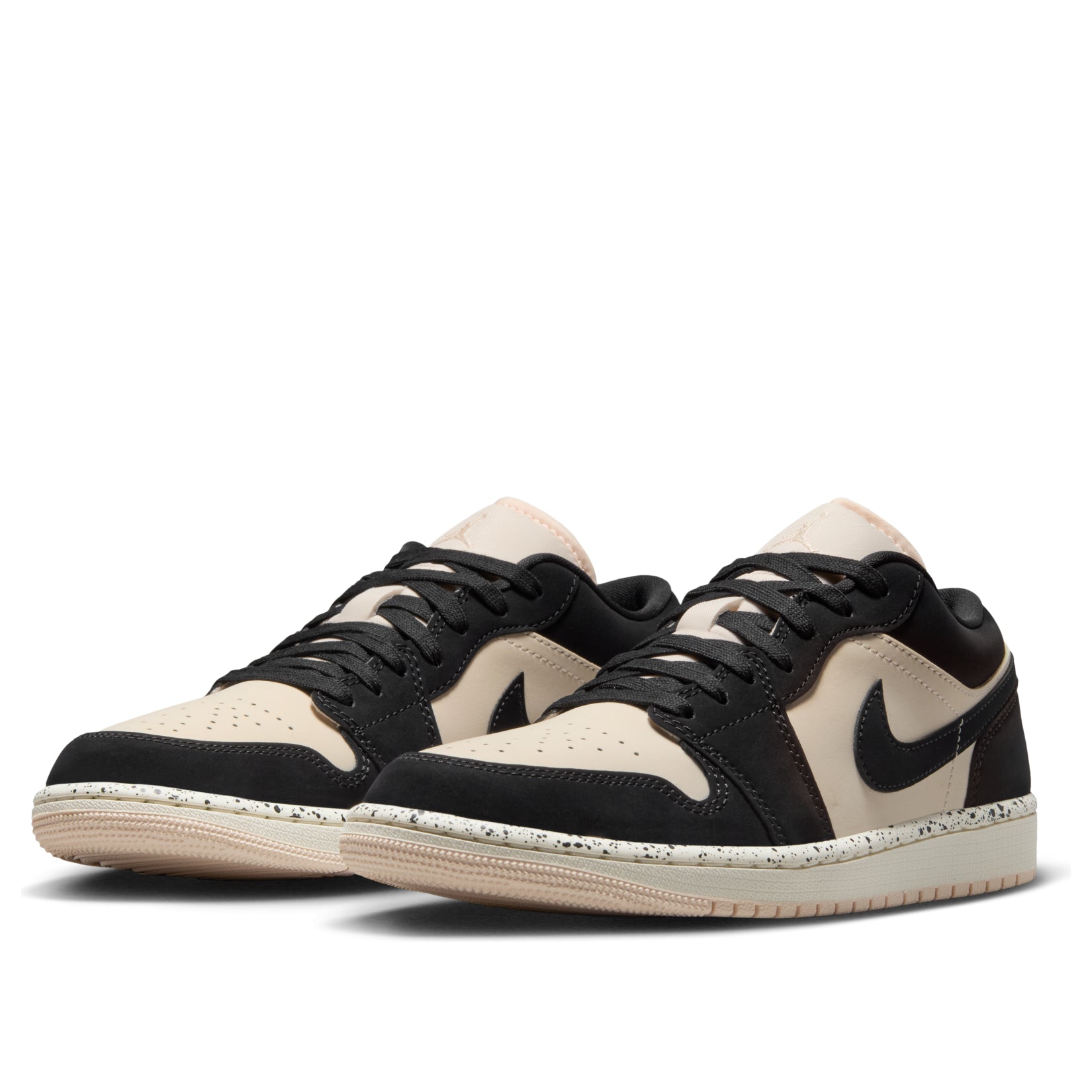 (WMNS) Air Jordan 1 Low 'Black Guava Ice' DC0774-003