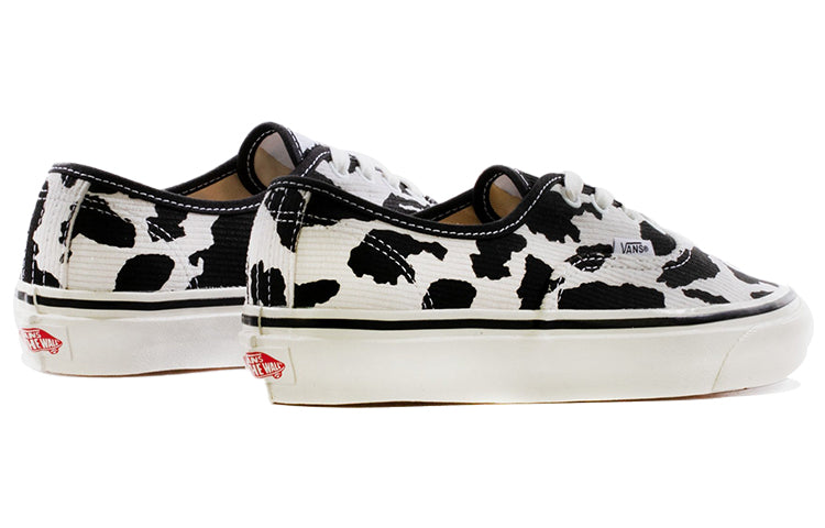 Vans Unisex Authentic 44 DX Sneakers Black/White VN0A54F29GP
