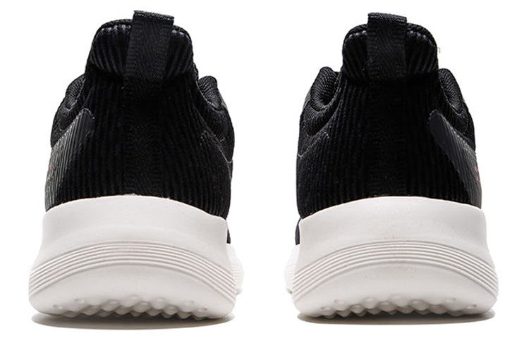 ANTA Training Series Sneakers 'Black White' 112117716-3