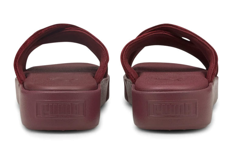 (WMNS) PUMA Platform Velvet Sippers Red 380675-01