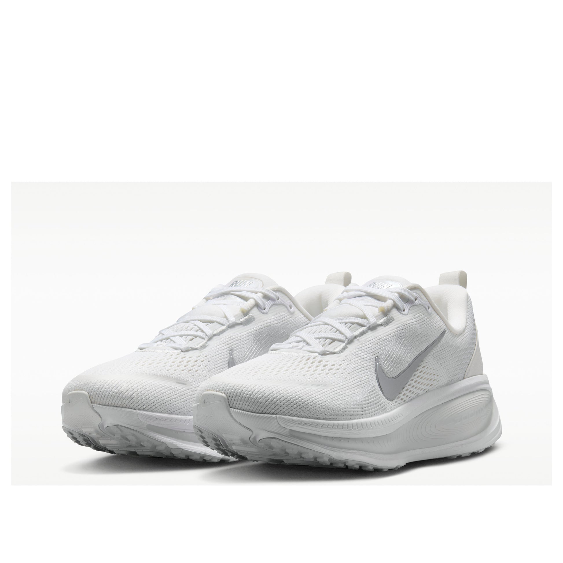 (WMNS) Nike Air Zoom Vomero 18 'White Photon Dust' HM6804-104