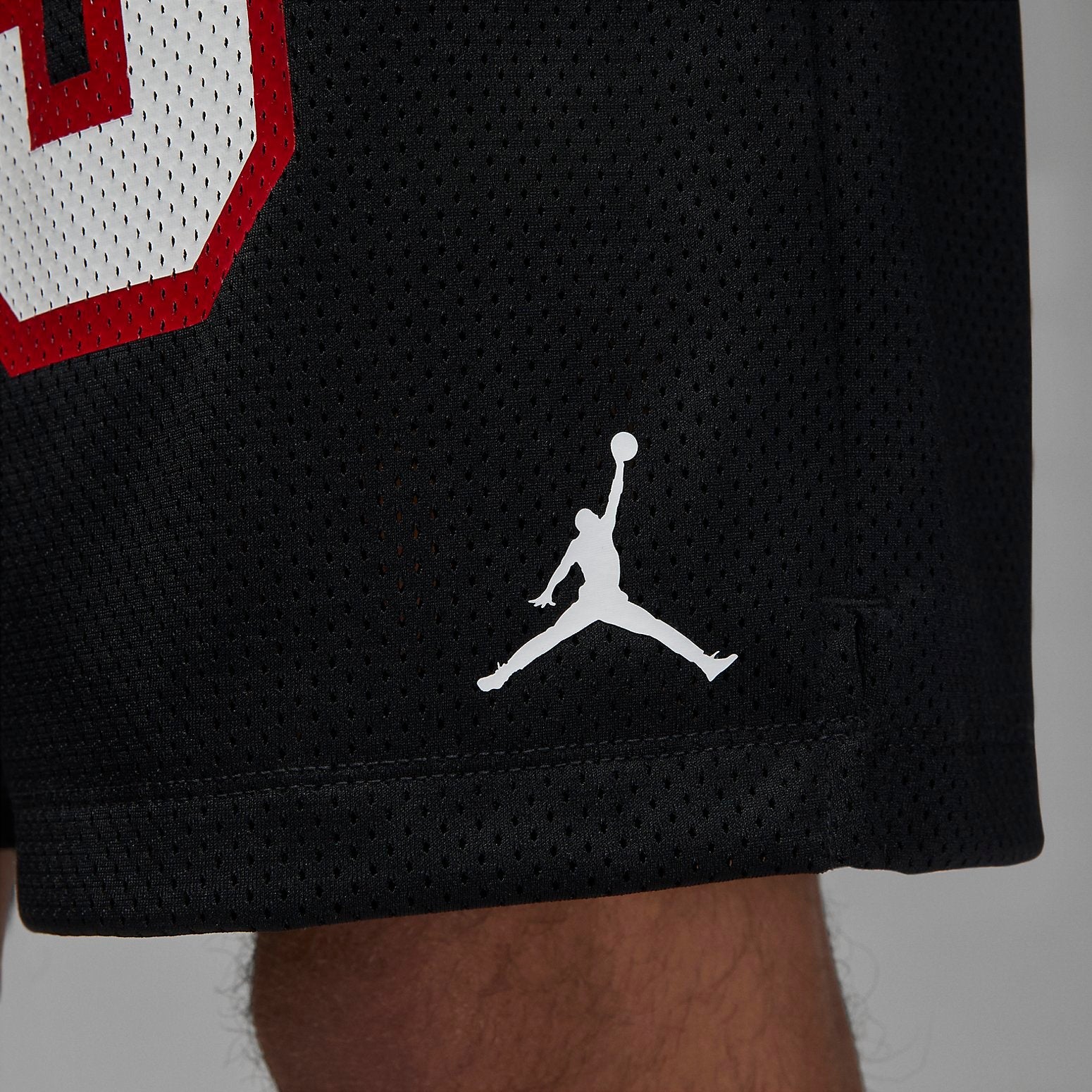 Air Jordan Essentials Graphic Mesh Shorts 'Black' DX9671-010