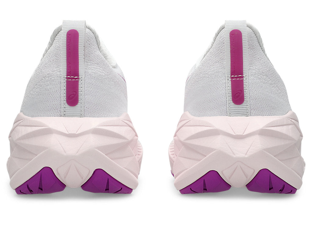(WMNS) ASICS Novablast 4 Lite-Show 'Grey Pink' 1012B510-103