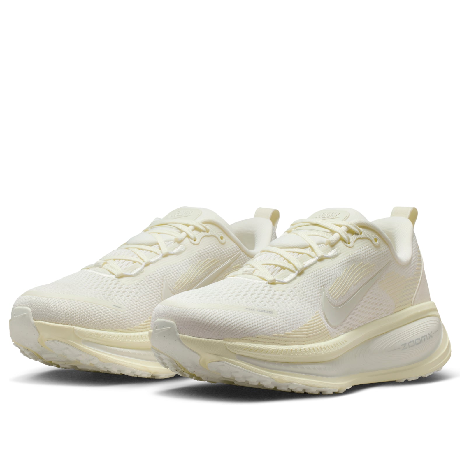 (WMNS) Nike Air Zoom Vomero 18 'Sail Coconut Milk' HM6804-110