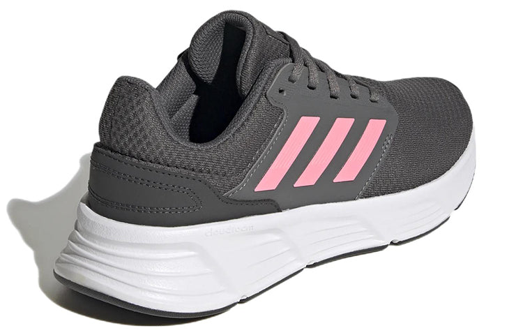 (WMNS) adidas Galaxy 6 'Grey Pink White' GW4135
