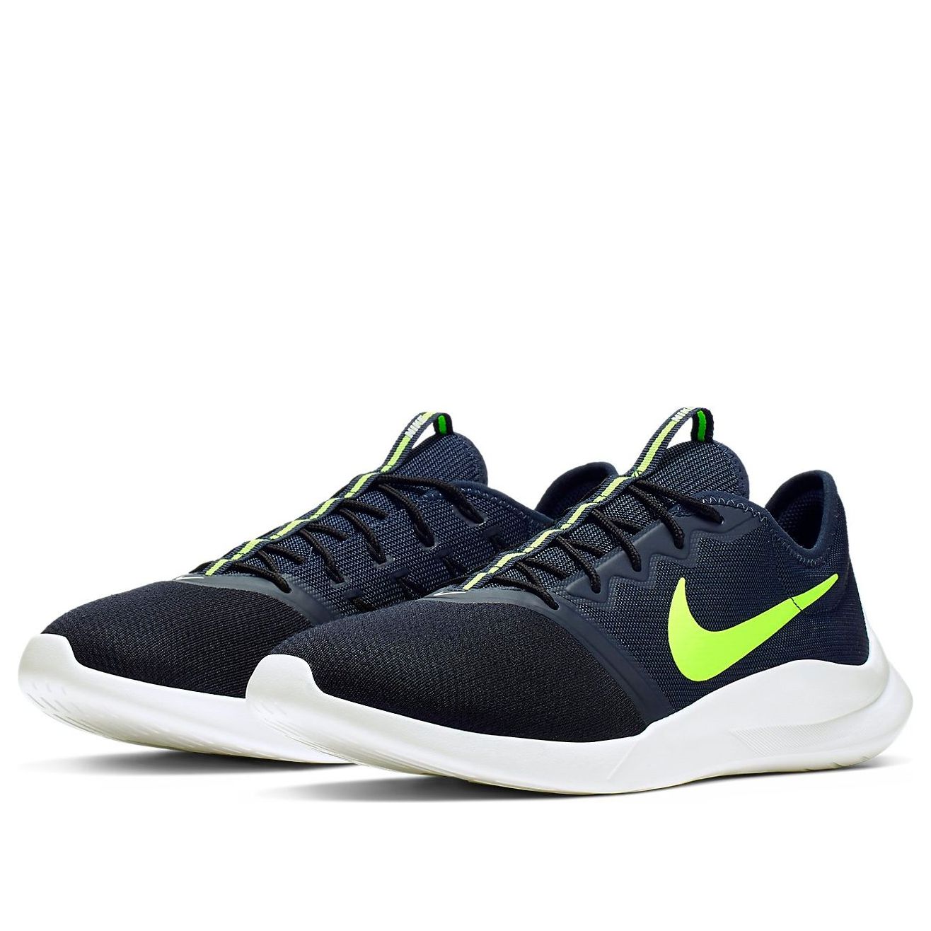 Nike Viale Tech Racer Black/Green AT4209-400