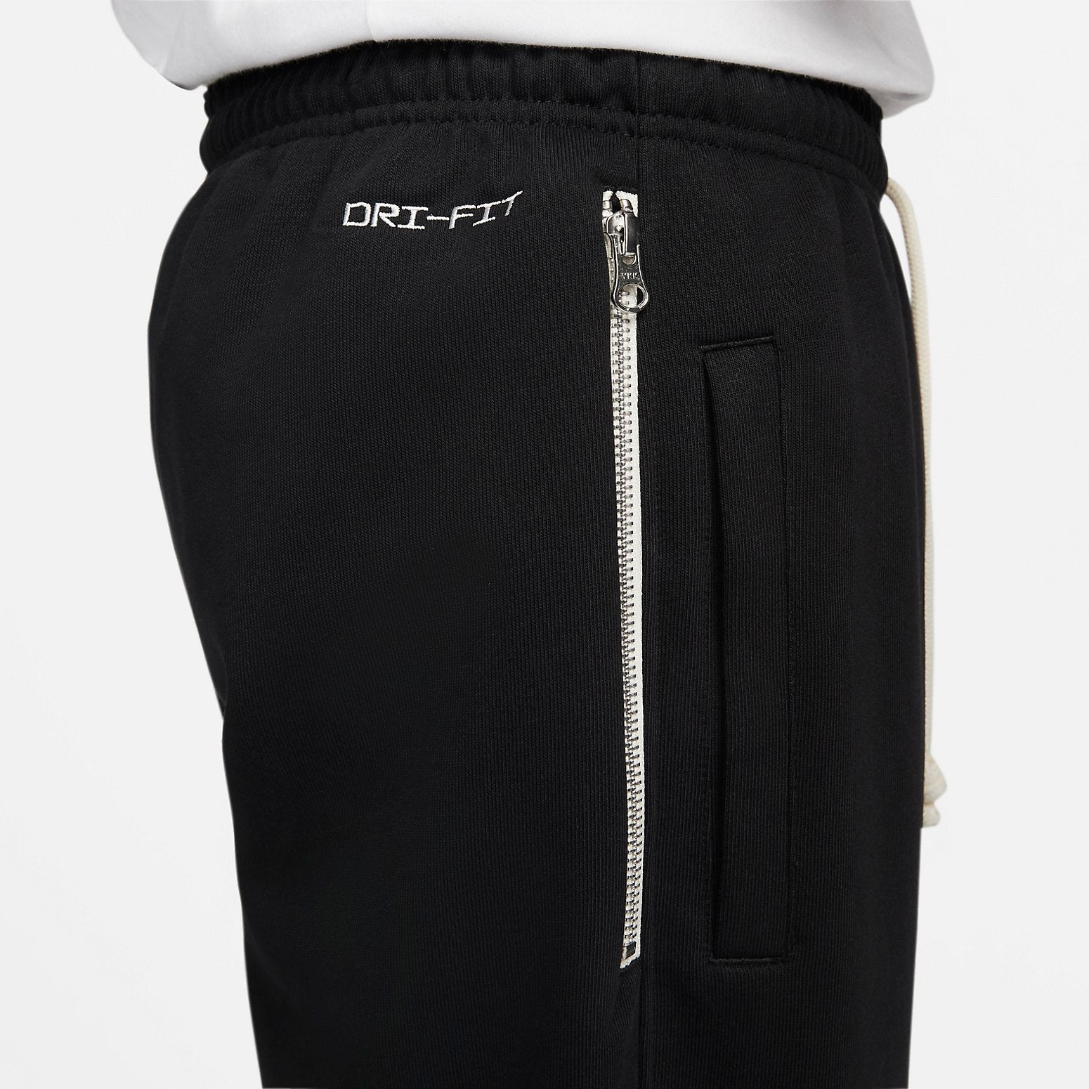 Nike Standard Issue Dri-FIT Soccer Pants 'Black' FB6812-010