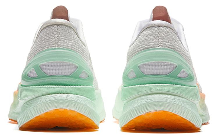 (WMNS) ANTA Running Series Sneakers 'White Green Yellow' 122335580S-8