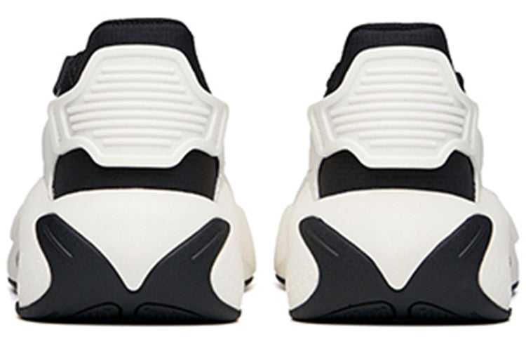 (WMNS) ANTA Super Body 'White Black' 122118083S-1