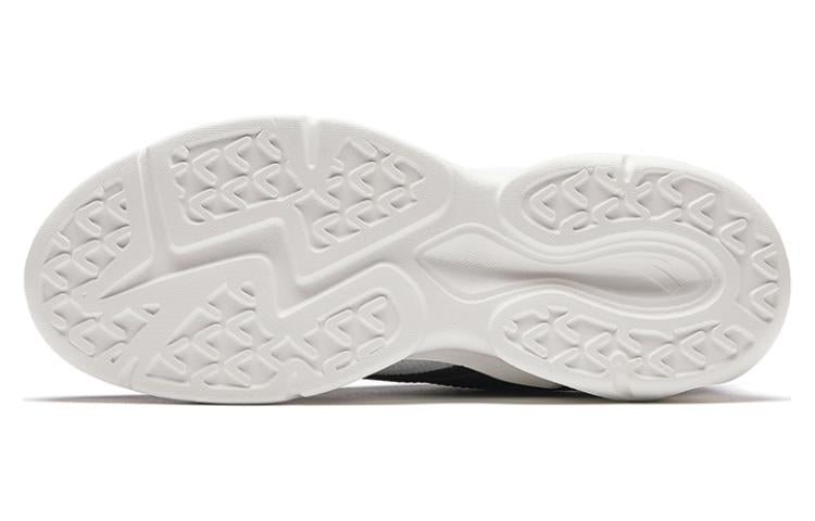 (WMNS) ANTA Chao Bai Gz 'Black White' 122348812-4